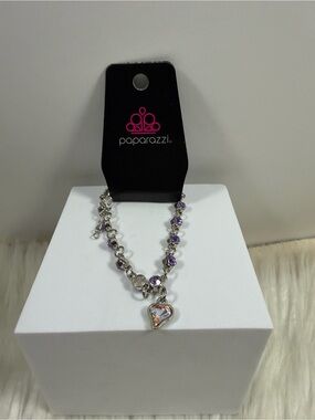 🩷5/$10🩷 Paparazzi Silver Bracelet with Purple Stones and Heart Charm